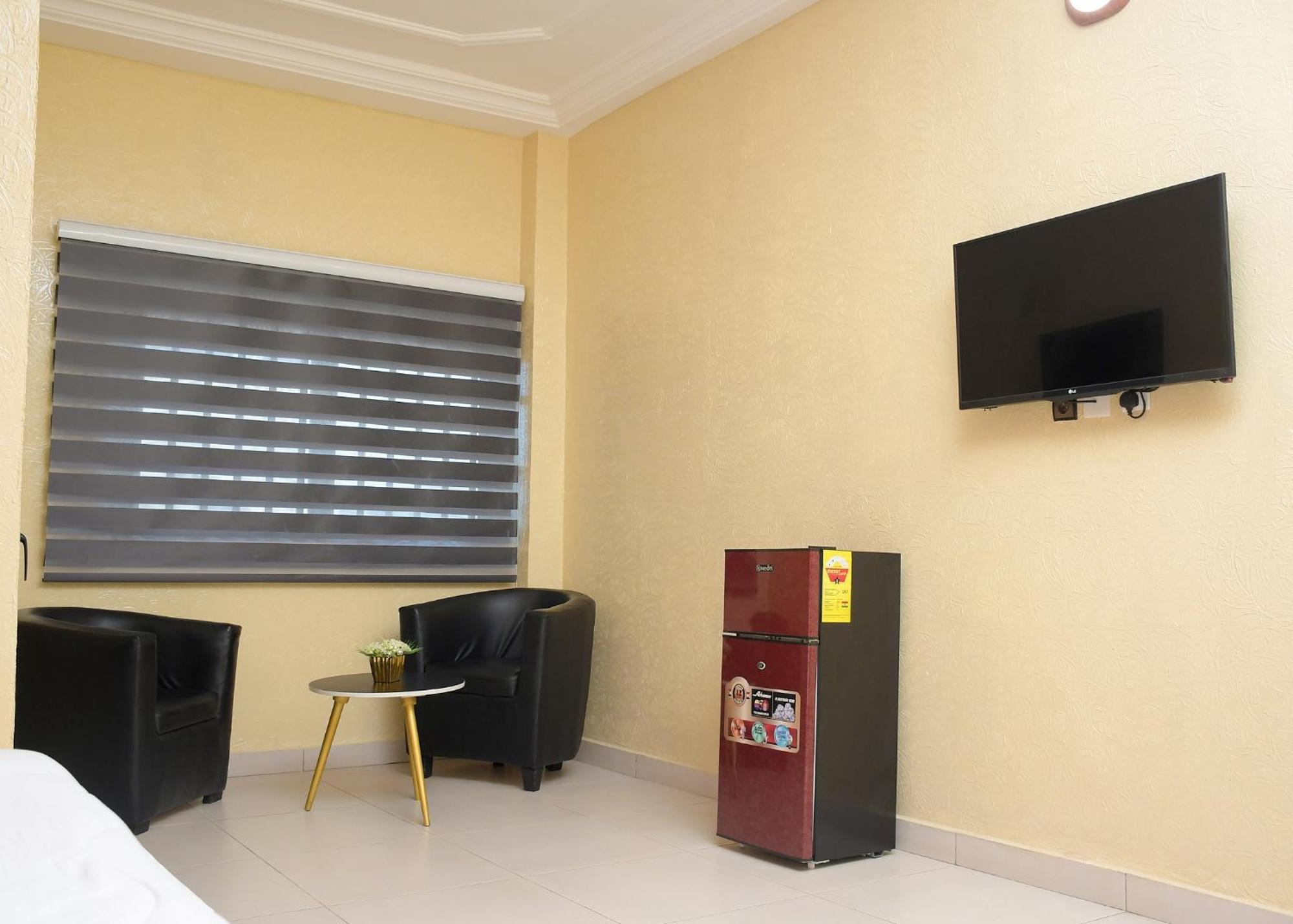 Hotel Mavilla Cotonou Exteriér fotografie