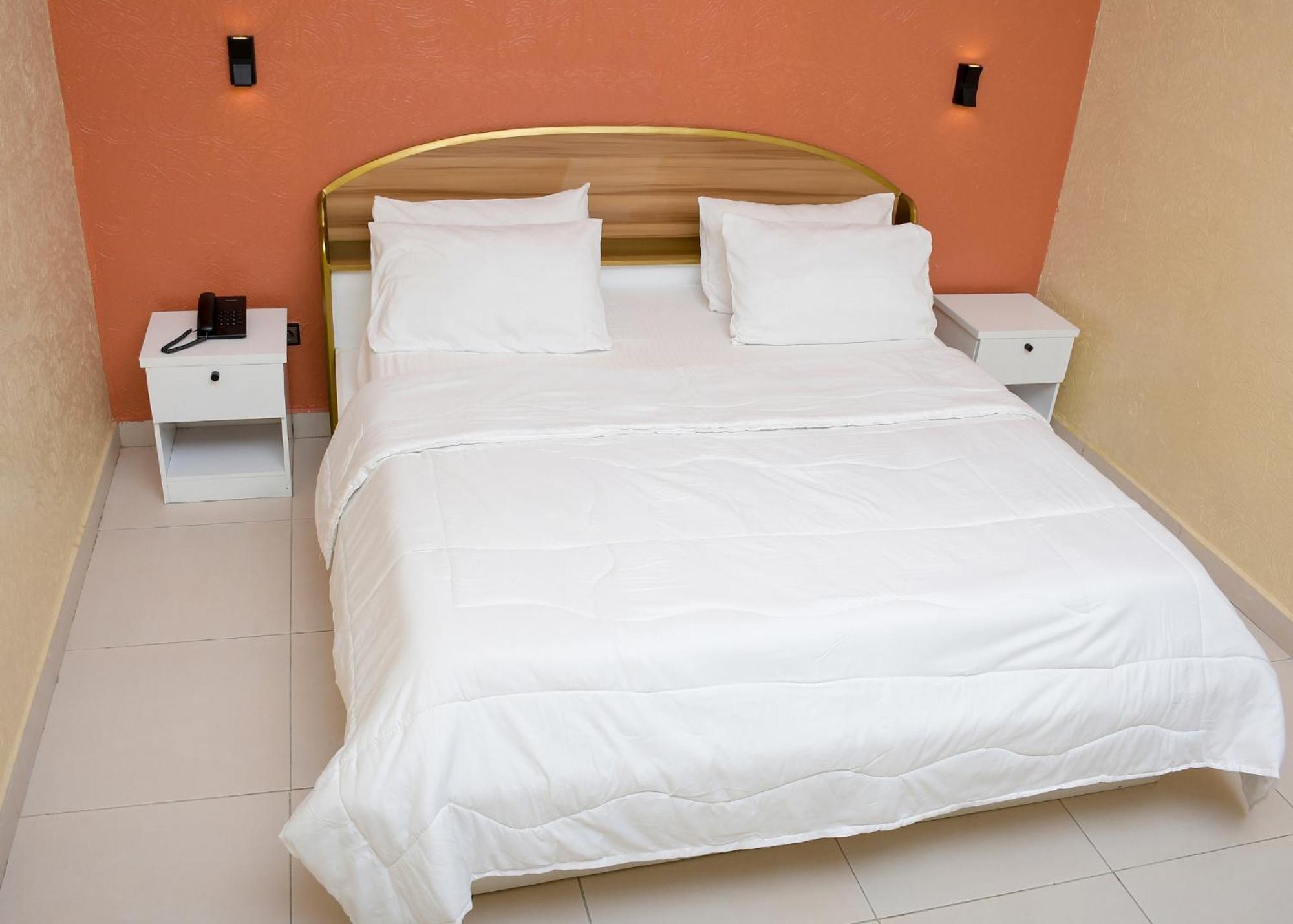 Hotel Mavilla Cotonou Exteriér fotografie
