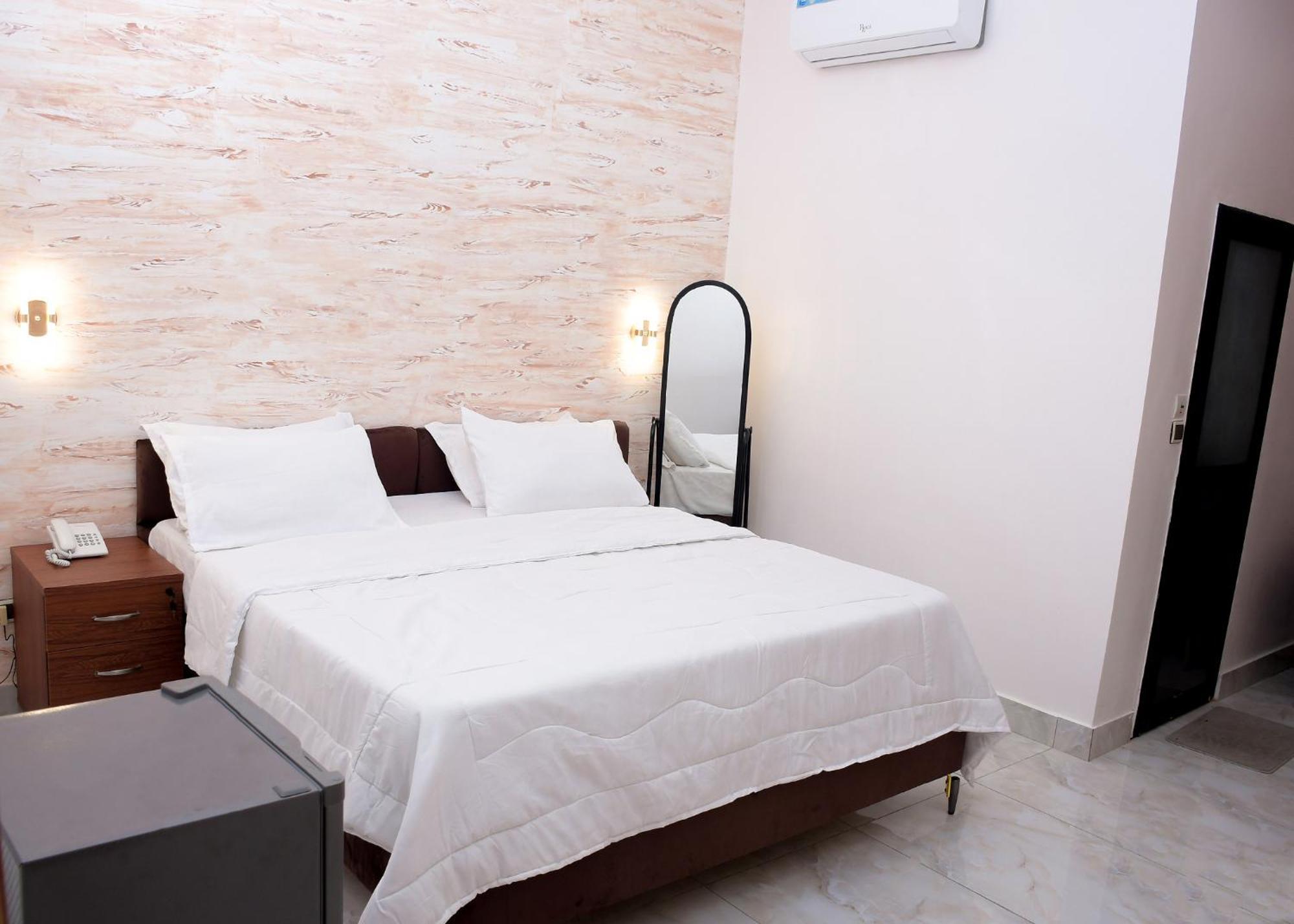 Hotel Mavilla Cotonou Exteriér fotografie