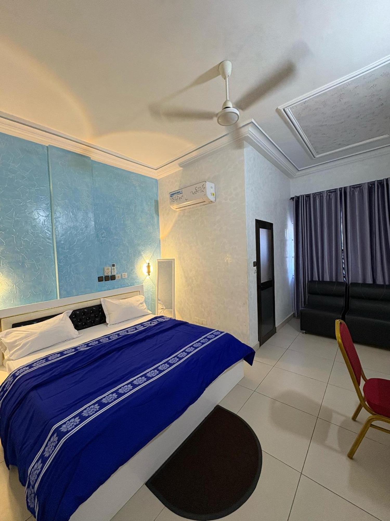 Hotel Mavilla Cotonou Exteriér fotografie